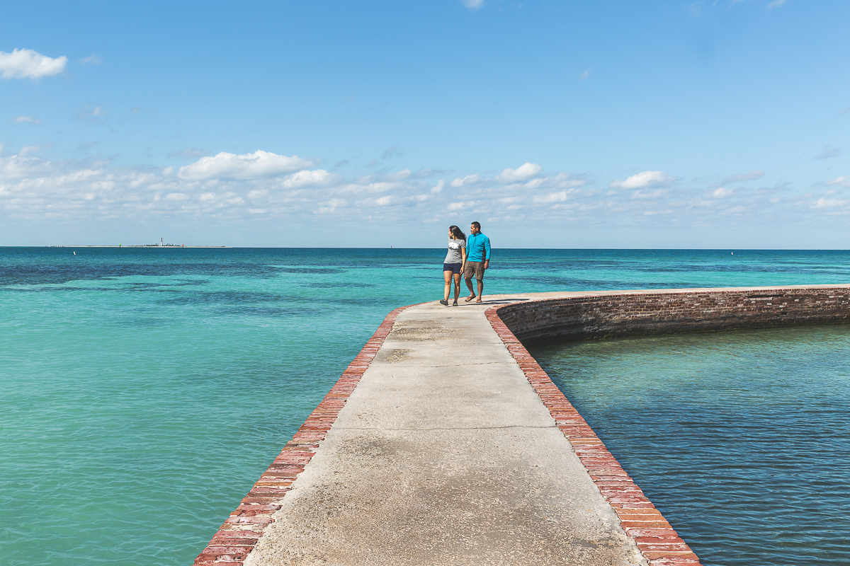 pareja visitando dry tortugas